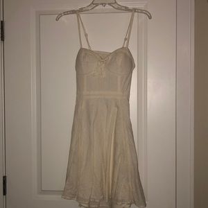 Jessica Simpson White Pin Up Dress